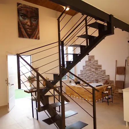 Loft Moderno, Jacuzzi Y Bbq Nyaraló *