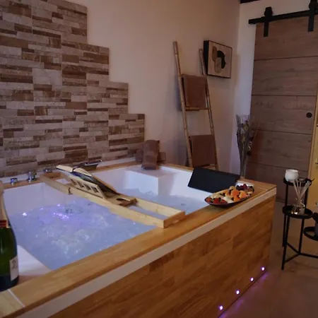 Loft Moderno, Jacuzzi Y Bbq Casa de Férias *